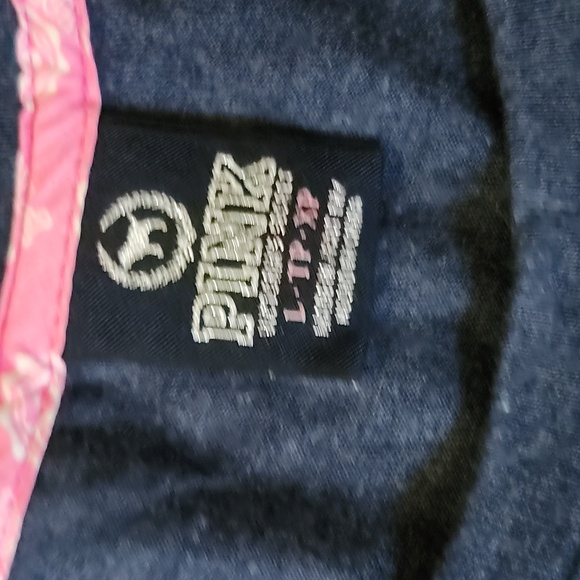 PINK Victoria's Secret t-shirt - Picture 3 of 6